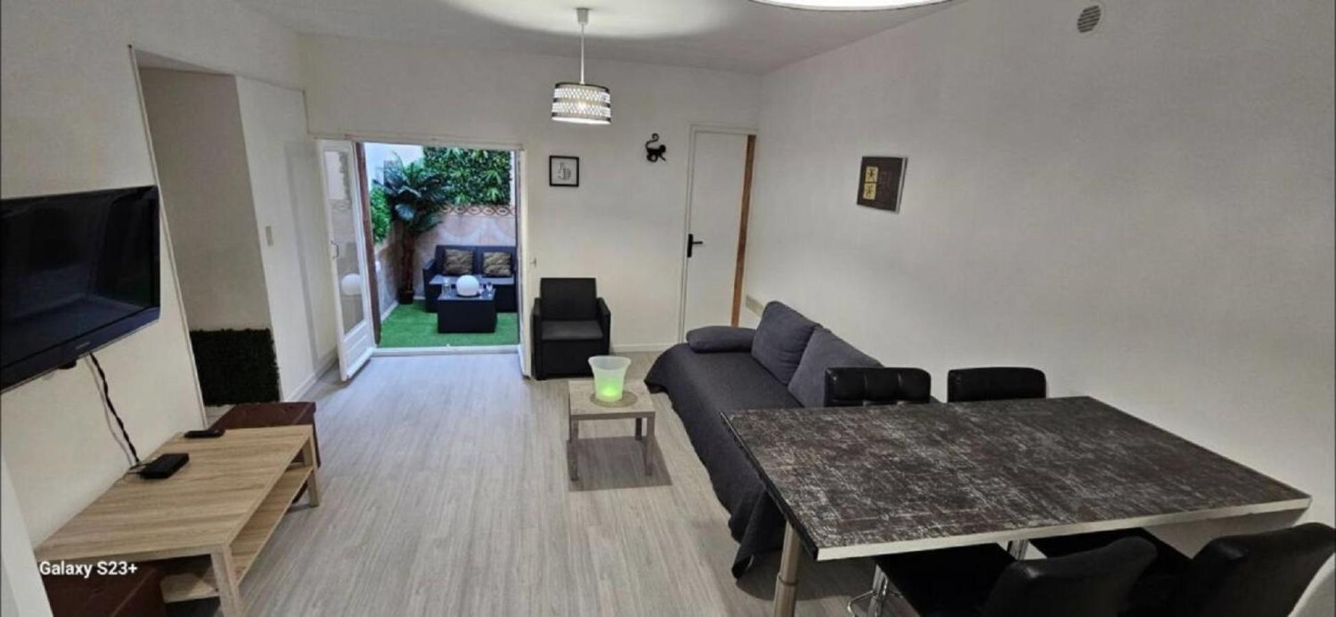 Appartement Cosy Avec Patio En Rdc Perpignano Esterno foto